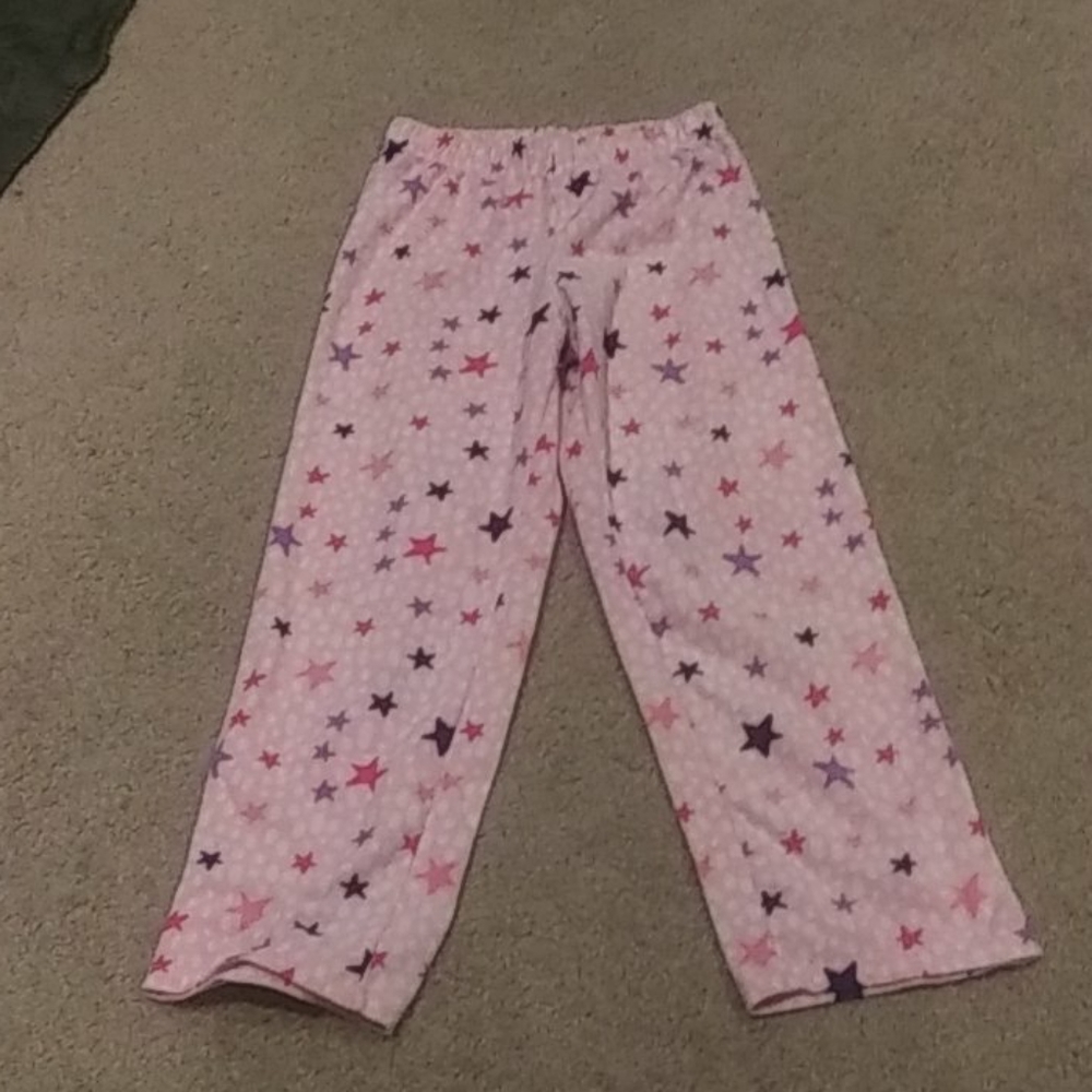 A pair of 7\8 pajama pants.